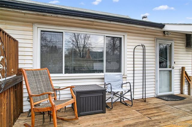 9923 Inkster Road, Livonia, MI 48150