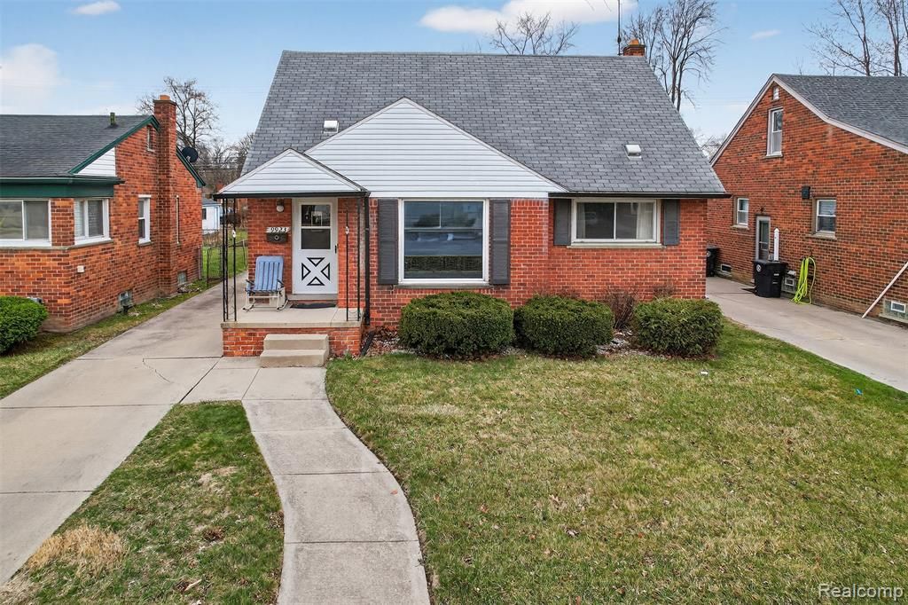 9923 Inkster Road, Livonia, MI 48150