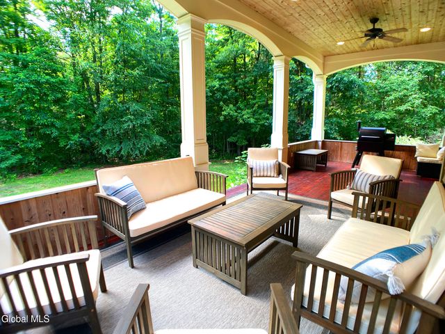 49 Homestead Road, Northumberland, NY 12866