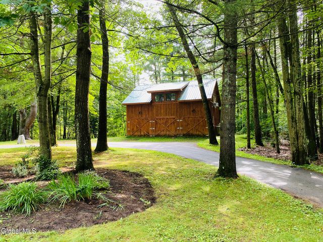 49 Homestead Road, Northumberland, NY 12866