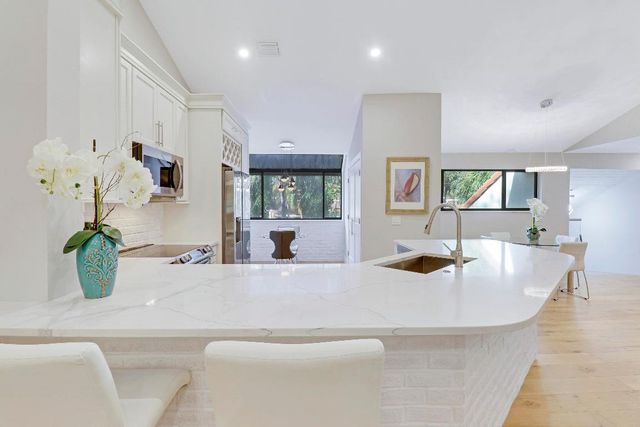 104 Sea Oats Drive G, Juno Beach, FL 33408