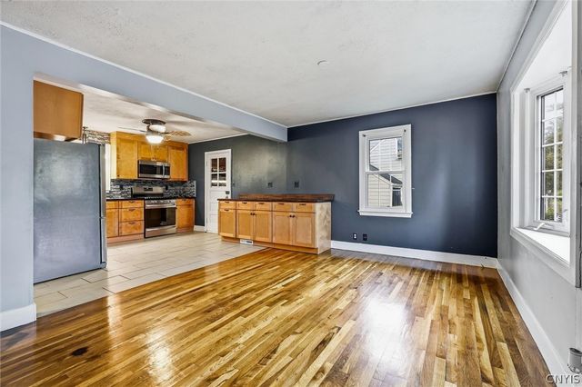 115 Wilshirl Drive, Clay, NY 13212