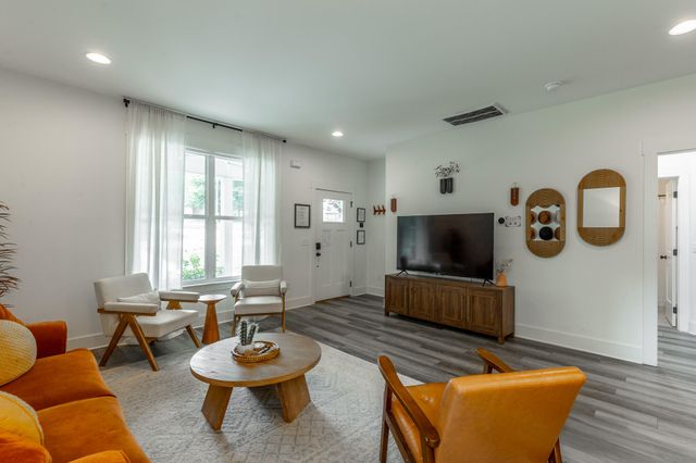 3006 E Crescent Circle, Chattanooga, TN 37407