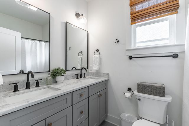 3006 E Crescent Circle, Chattanooga, TN 37407