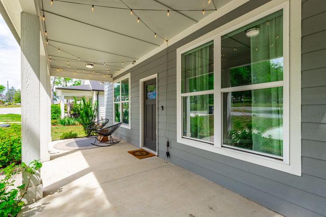 3006 E Crescent Circle, Chattanooga, TN 37407