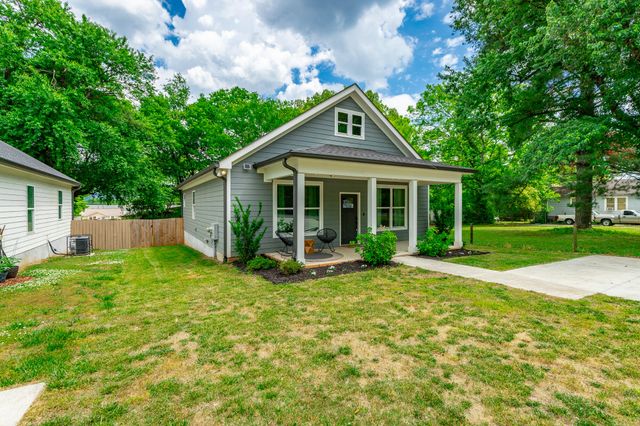 3006 E Crescent Circle, Chattanooga, TN 37407