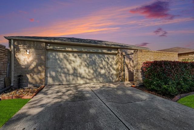 2450 Blackridge Road, Houston, TX 77067