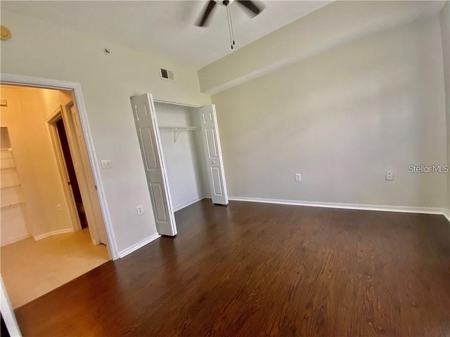 5655 BENTGRASS DRIVE 9-111, Sarasota, FL 34235