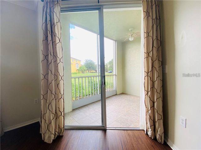 5655 BENTGRASS DRIVE 9-111, Sarasota, FL 34235