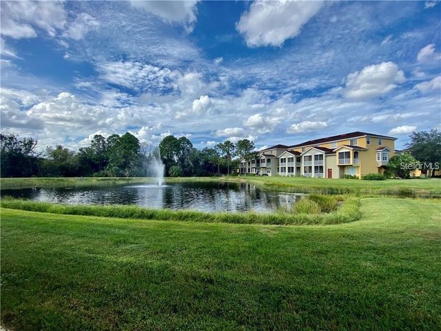 5655 BENTGRASS DRIVE 9-111, Sarasota, FL 34235