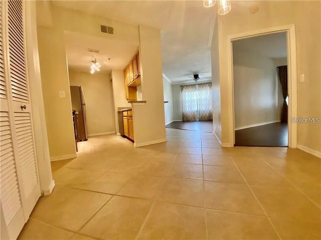 5655 BENTGRASS DRIVE 9-111, Sarasota, FL 34235