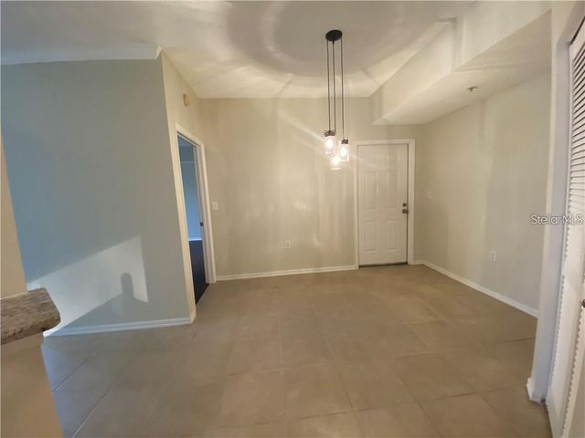 5655 BENTGRASS DRIVE 9-111, Sarasota, FL 34235