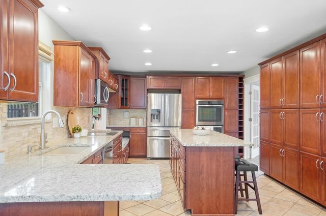 7505 Benderson Drive, Westerville, OH 43082