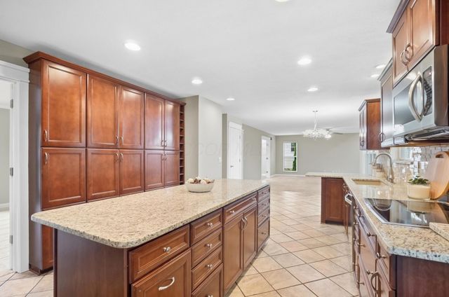 7505 Benderson Drive, Westerville, OH 43082