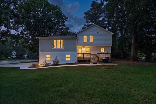 1800 Cumberland Trace, Acworth, GA 30102