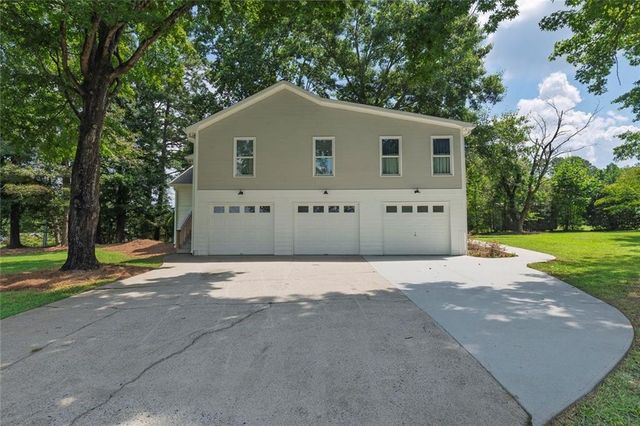 1800 Cumberland Trace, Acworth, GA 30102