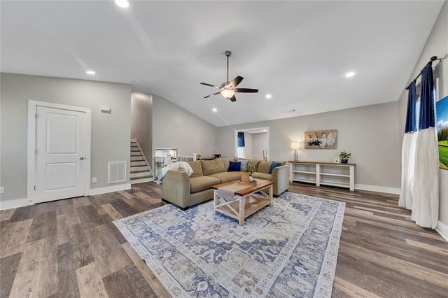 1800 Cumberland Trace, Acworth, GA 30102