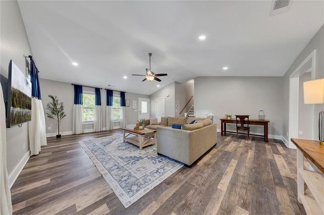 1800 Cumberland Trace, Acworth, GA 30102