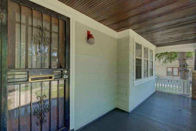 2724 N 53rd STREET, Milwaukee, WI 53210