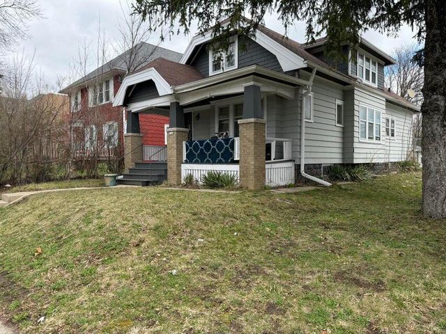 2724 N 53rd STREET, Milwaukee, WI 53210