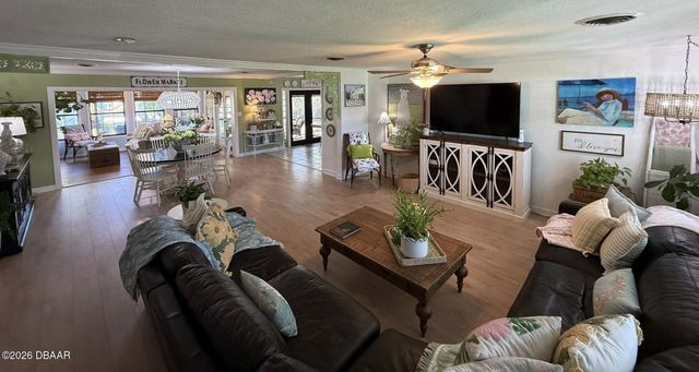 85 Warwick Avenue, Ormond Beach, FL 32174