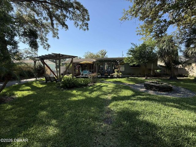 85 Warwick Avenue, Ormond Beach, FL 32174