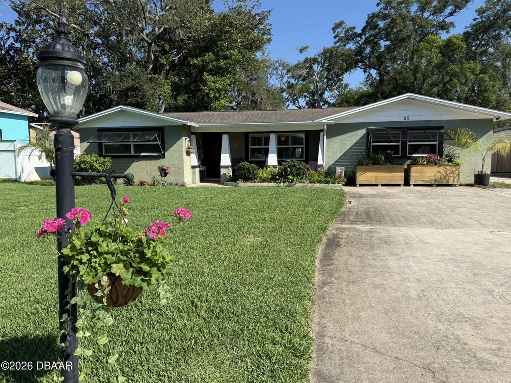 85 Warwick Avenue, Ormond Beach, FL 32174