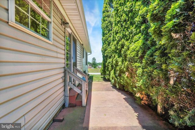 3043 WERTZ AVE, Manchester, MD 21102