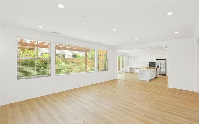 54 Lyndhurst, Irvine, CA 92620