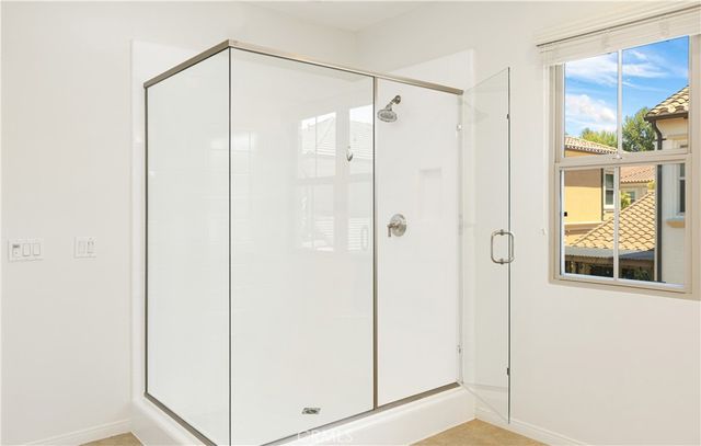 54 Lyndhurst, Irvine, CA 92620
