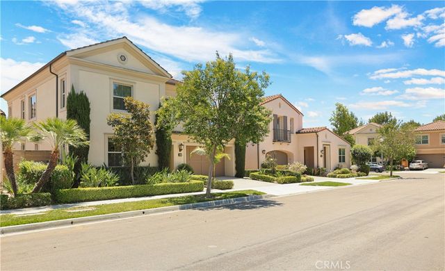 54 Lyndhurst, Irvine, CA 92620