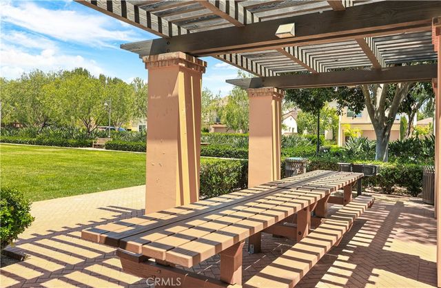 54 Lyndhurst, Irvine, CA 92620