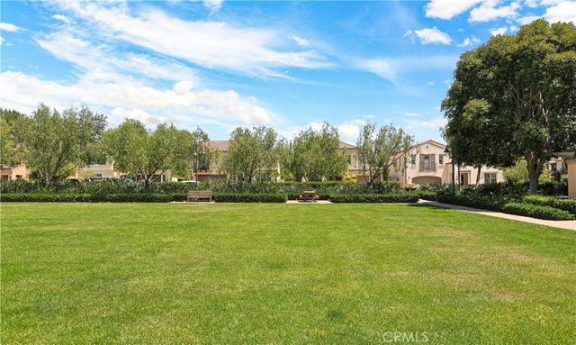 54 Lyndhurst, Irvine, CA 92620