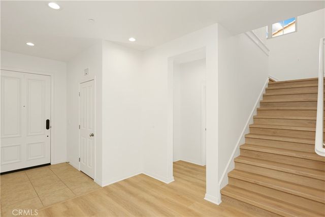 54 Lyndhurst, Irvine, CA 92620