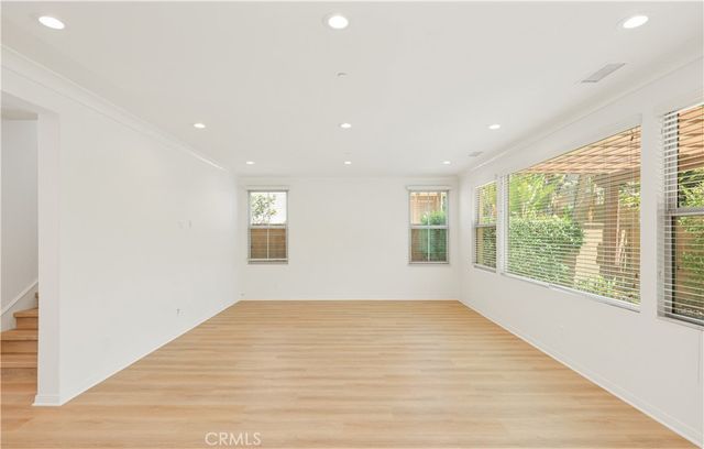 54 Lyndhurst, Irvine, CA 92620