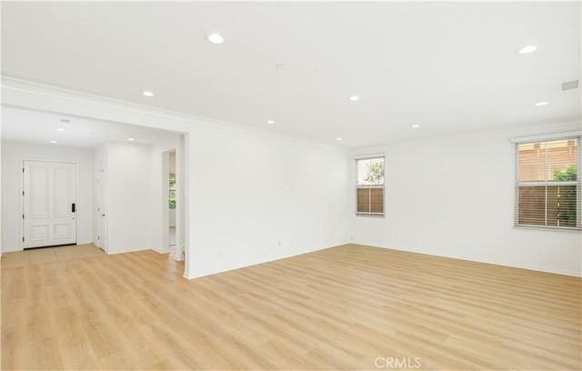 54 Lyndhurst, Irvine, CA 92620