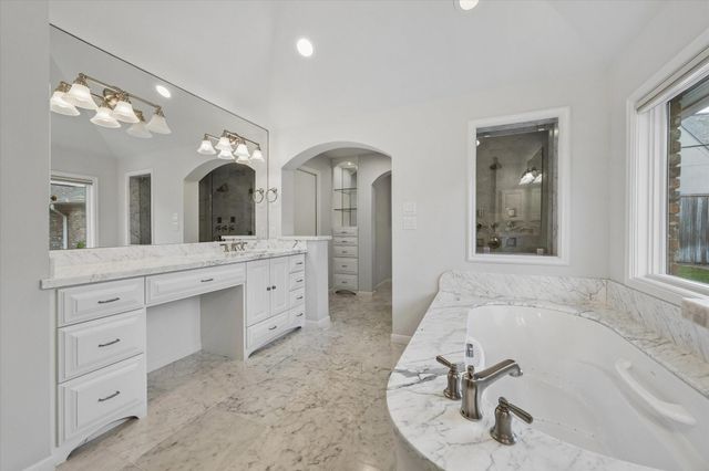 242 Maple Valley Road, Houston, TX 77056