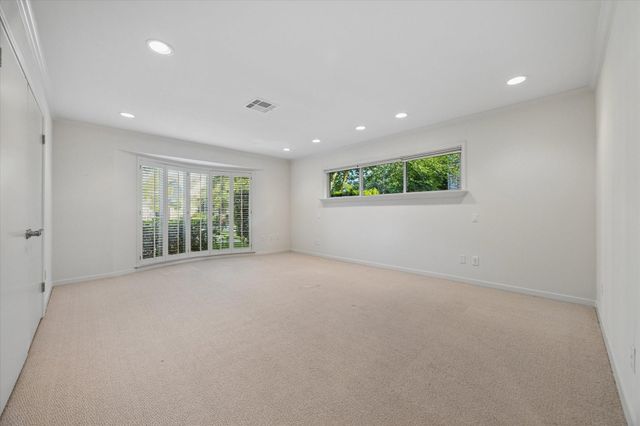 242 Maple Valley Road, Houston, TX 77056