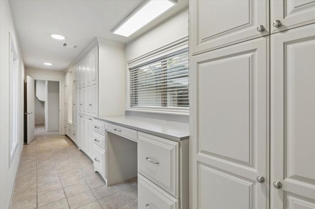 242 Maple Valley Road, Houston, TX 77056