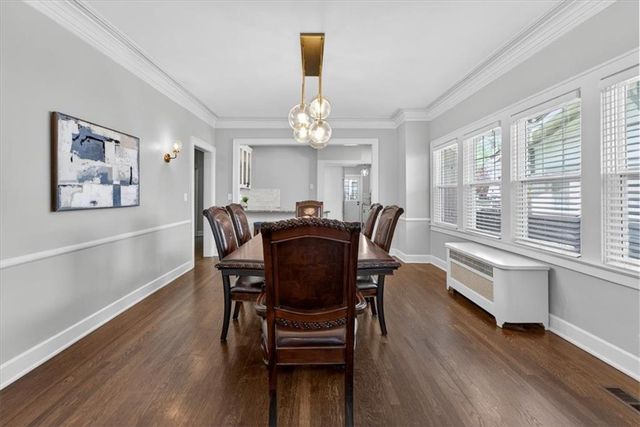 5850 Brookside Boulevard, Kansas City, MO 64113