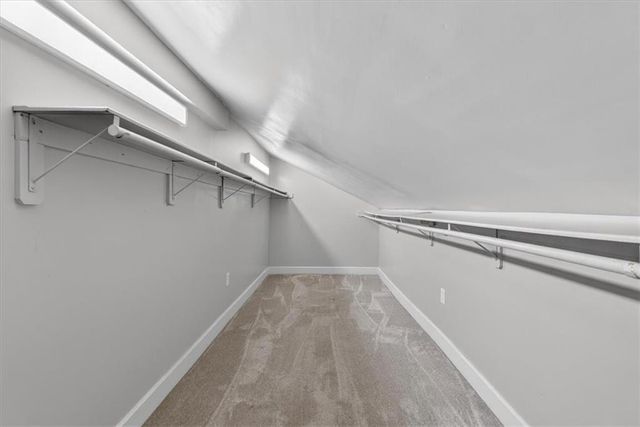 5850 Brookside Boulevard, Kansas City, MO 64113