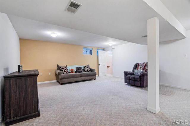 1031 Forder Square Drive, St Louis, MO 63129