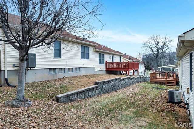 1031 Forder Square Drive, St Louis, MO 63129