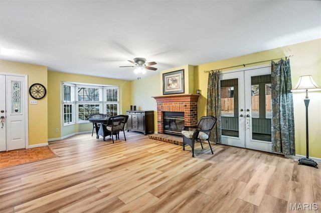 1031 Forder Square Drive, St Louis, MO 63129