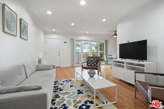 924 5th Street 8, Santa Monica, CA 90403