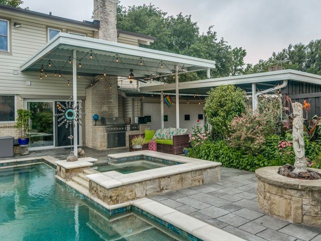 1409 Forestglen Drive, Lewisville, TX 75067