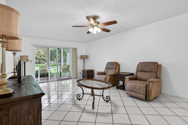 2201 Lucaya Bend A1, Coconut Creek, FL 33066