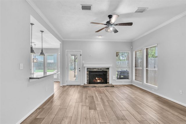 6923 Little Redwood Drive, Pasadena, TX 77505