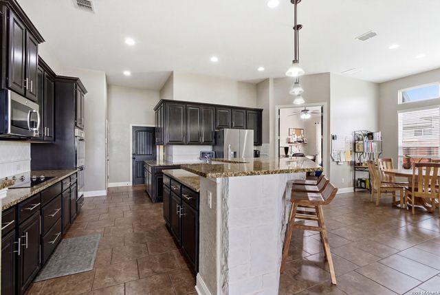 3335 HARVEST CRST, Marion, TX 78124