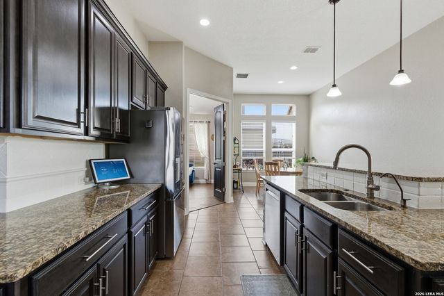 3335 HARVEST CRST, Marion, TX 78124